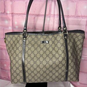 Authentic Gucci Signature Tote